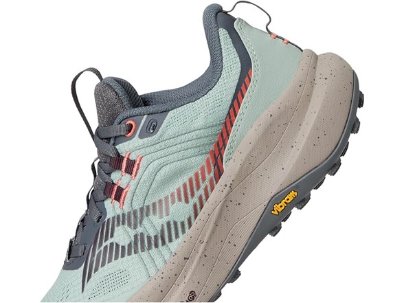 Saucony Women's Xodus Ultra 4 Sneaker (5)