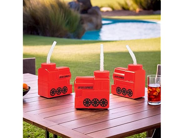 Fun Express 8 Pieces Railroad Cup with Straw, Holds 14 oz