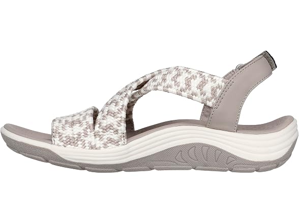 SKECHERS WOMEN'S MARTHA STEWART REGGAE CUP
