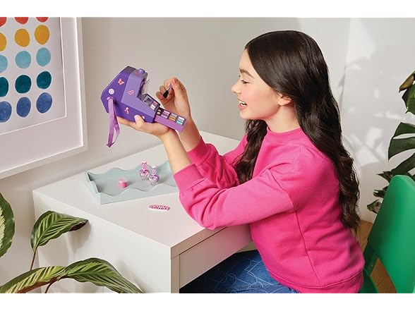 Make It Real: Instant Glam Cosmetic Case