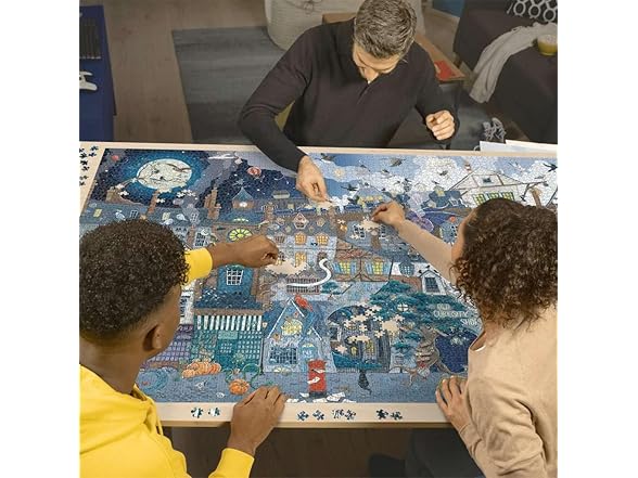 Ravensburger - Fantasy Street - 5000 Pc Puzzle