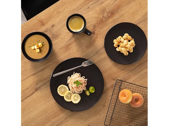 64-Pc Modern Dinnerware Set for 16, Black