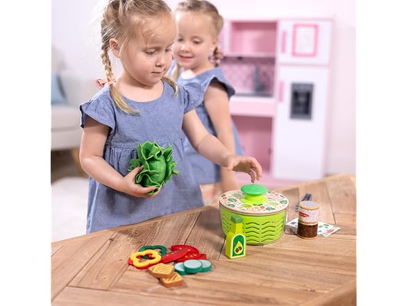 Melissa & Doug Boys Salad Spinner Play Set