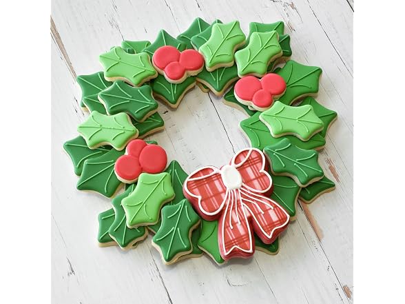 R&M Holiday Wreath Cookie Cutters 4pc