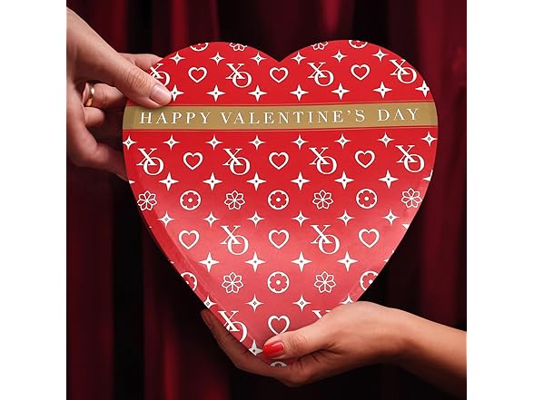 Valentine’s Day Milk Chocolate Heart Gift Box