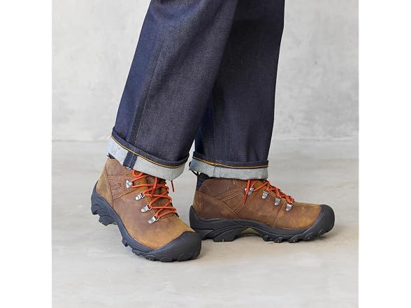 KEEN Men's Pyrenees Mid Height Waterproof Hiking Boot
