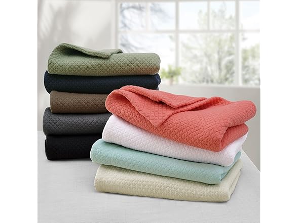 Superior Solitaire Cotton 3 Piece Bedspread Set