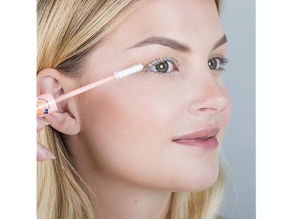 essence | Volume Booster Lash Primer