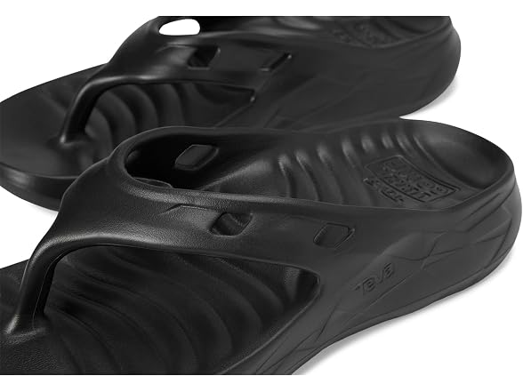 Teva Unisex Apretrail Flip Flop (8W/6M)