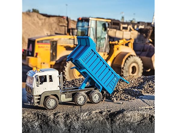 Driven by Battat – Large 18 Inch Dump Truck for Kids