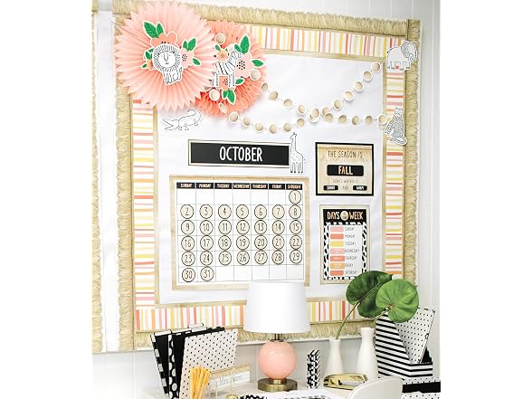 Schoolgirl Style Simply Safari 106-Piece Calendar