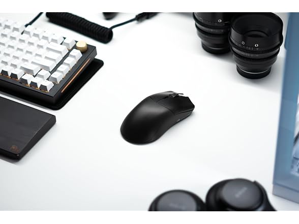 Glorious Gaming O 2 PRO Wireless Gaming Mouse