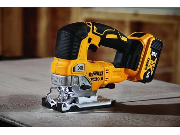 DEWALT DCS334B 20V MAX XR Jig Saw, Tool Only