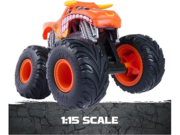 Monster Jam, Official El Toro Loco Rev ‘N Roar 1:15 Scale Monster Truck