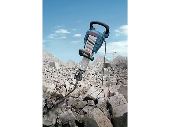 Bosch 11335K-RT 120V Jack 1-1/8-Inch Breaker Hammer Kit