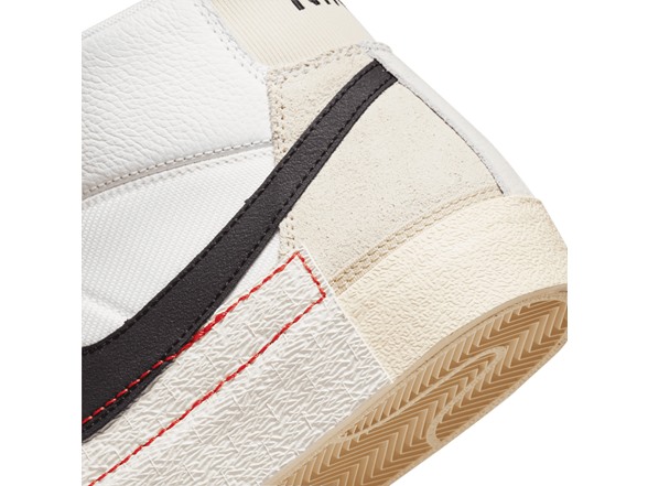 Nike Men's Blazer '77 Remastered Shoes