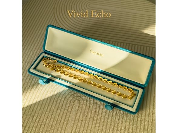 Vivid Double Heart Chain