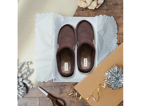 Dearfoams Mens Memory Foam Slippers