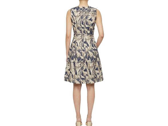 Vince Camuto Women (4) Sleeveless Boat Neck Dress