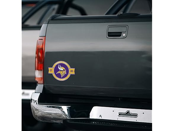 Minnesota Vikings Badge Magnet