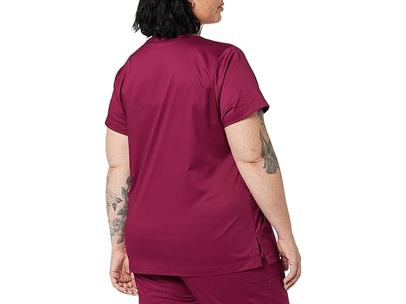 Amazon Essentials Women's Classic Fit Scrub Top