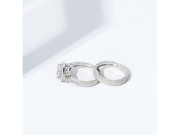 Amazon Essentials Platinum-Plated Sterli