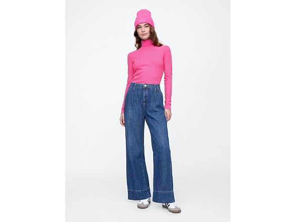 GAP Women Long Sleeve Brushed Rib Turtle Happy