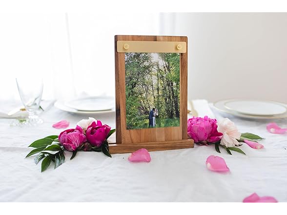 Natural Acacia Wood Sign Holder