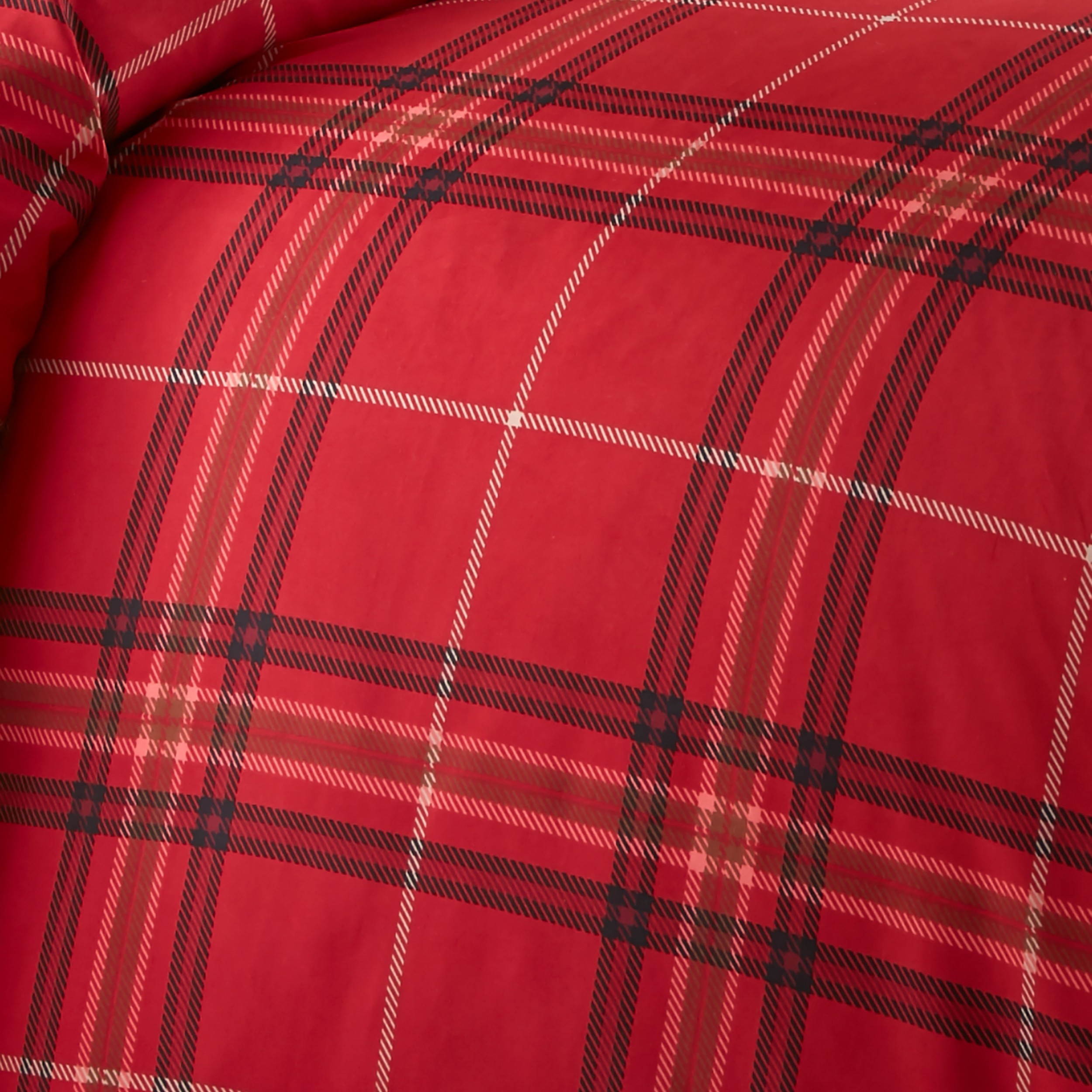 Vilano Plaid Comforter Set - Gallery 9