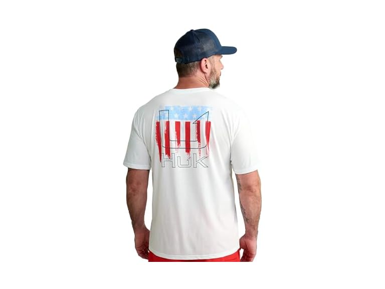 HUK Men's Standard Fishing Graphic Tee