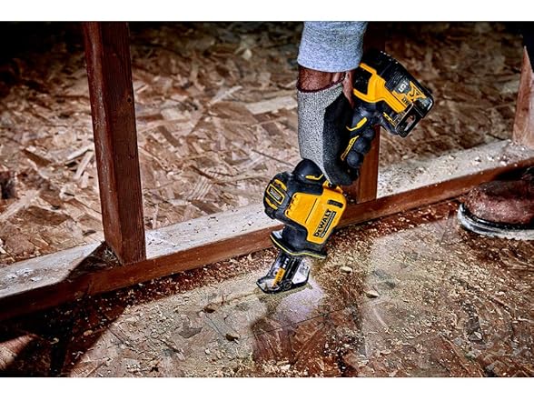 DEWALT DCS369B 20V Max One Handed Recip Saw