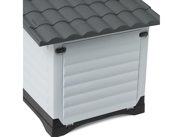 Amazon Basics Plastic Dog House