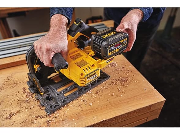 Dewalt  DCS520T1 60V 1-1/2in Brushless TrackSaw Kit
