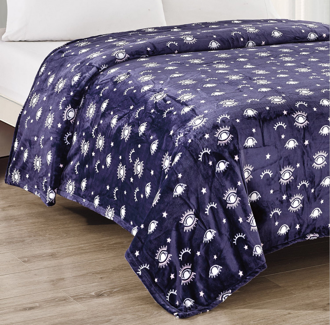 Luxury Home Evil Eye Embossed Microplush Blanket - Gallery 4