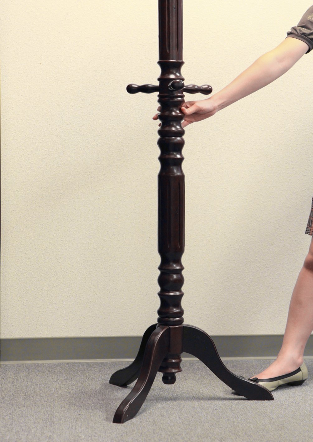 Frenchi Home Furnishing Wooden Coat Rack - Gallery 10