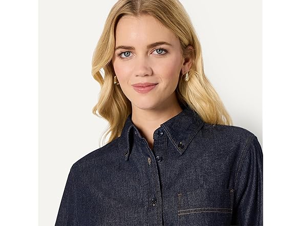 AE Womens OversizedFit Denim ButtonDown Shirt