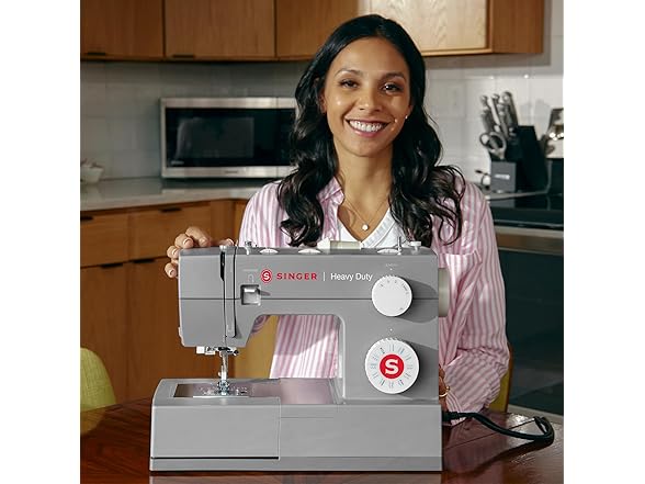 SINGER Heavy Duty 4423 High Speed Sewing Machine
