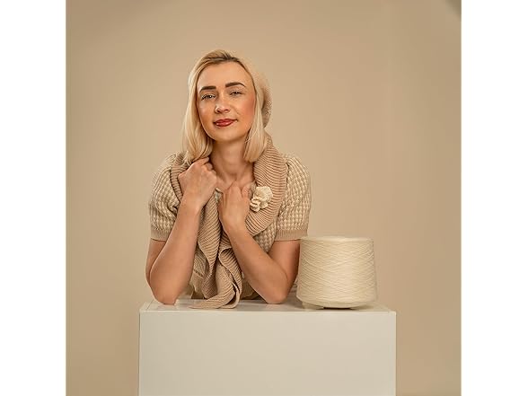 Kate Seamless paper backdrop