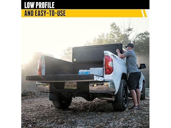 RealTruck UnderCover Flex Hard Folding 