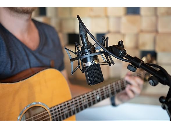 Neumann TLM 102 Black