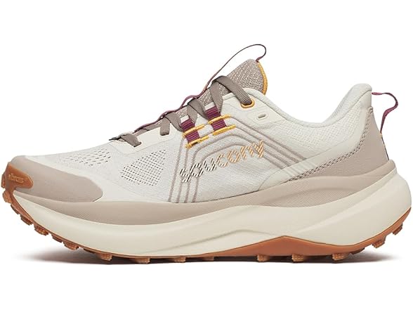 Saucony Women's Xodus Ultra 4 Sneaker