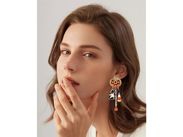 ZMANYIJEW Halloween Earrings