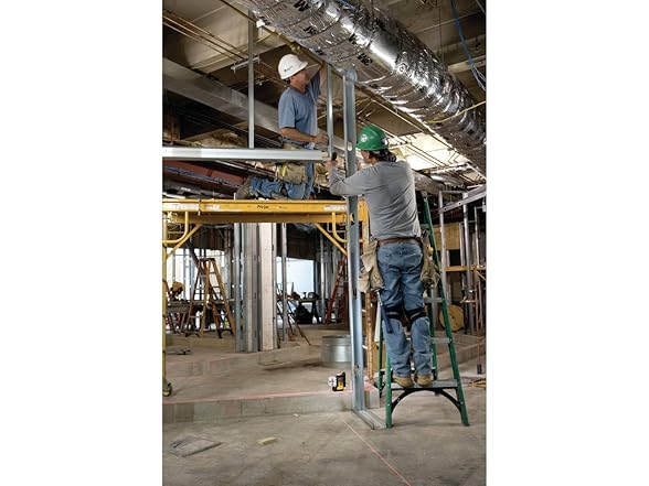 DEWALT DW089K Line Laser, Self-Leveling, 3-Beam