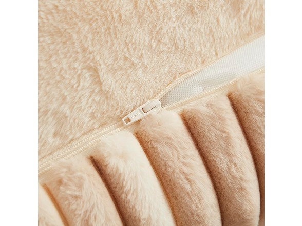 Modern Threads Ribbed Plush Two-Tone Cuddler Dog Bed