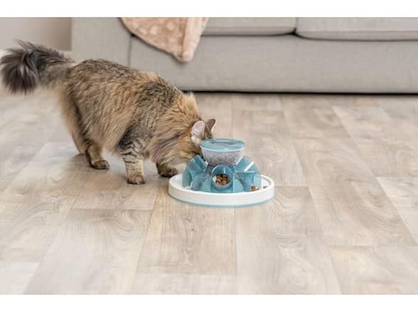TRIXIE Tunnel Slow Feeder for Cats