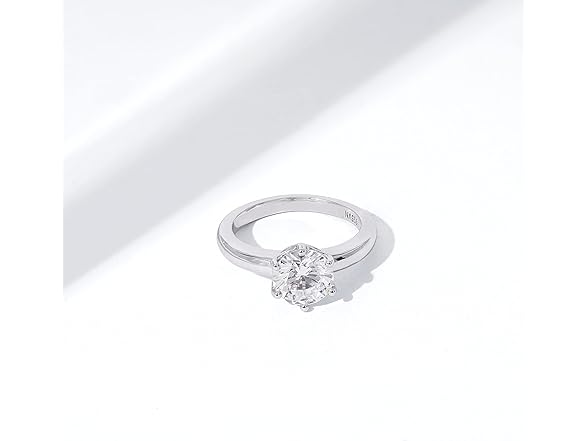 Amazon Essentials Women Ring Solitaire 2ct Platinu