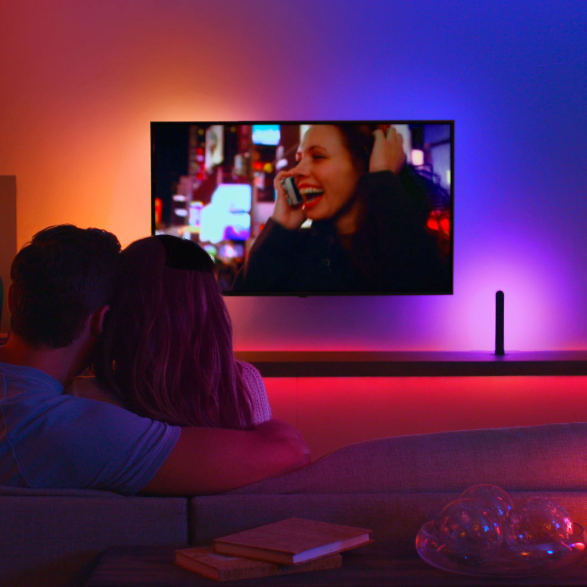 Philips Hue Play HDMI Sync Box - Gallery 13