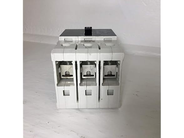 SIEMENS NGB3B030 30A 480V 3P 25K 