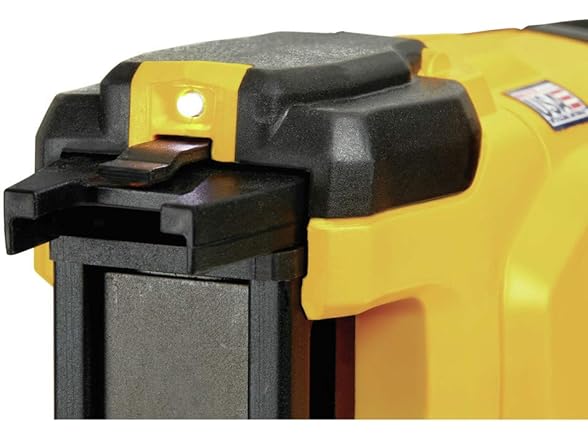 DEWALT DCN701D1  20V MAX* Stapler Kit for Cables