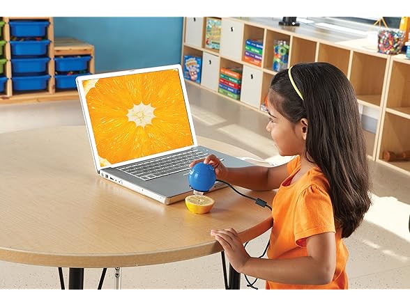 Learning Resources Zoomy 2.0 Handheld Microscope